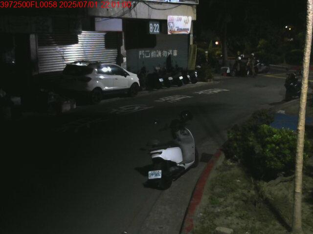 高雄水情淹水即時影像：果貿社區(果峰街) cctv 監視器 即時交通資訊