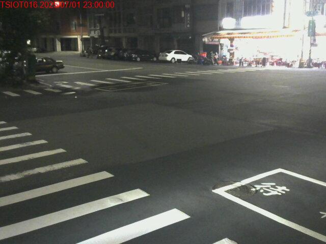 高雄水情淹水即時影像：七賢三路250號前 cctv 監視器 即時交通資訊