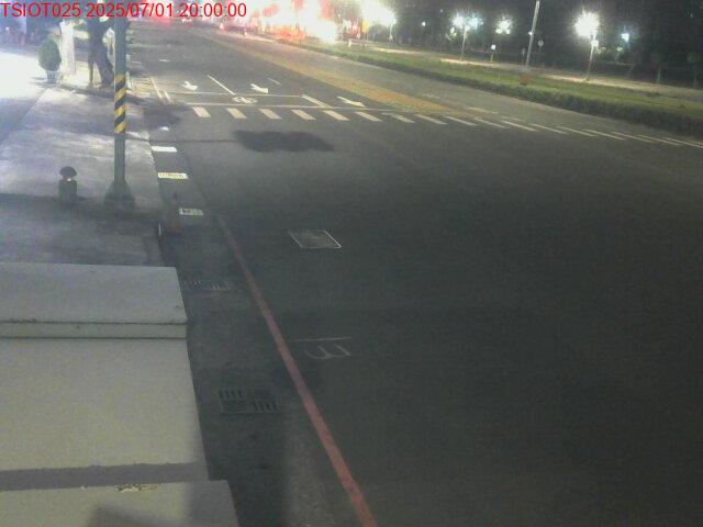 高雄水情淹水即時影像：成功二路(台糖物流園區前) cctv 監視器 即時交通資訊
